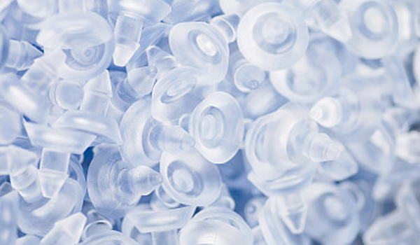 修正されたプラスチック粒子の応用と特性（2）